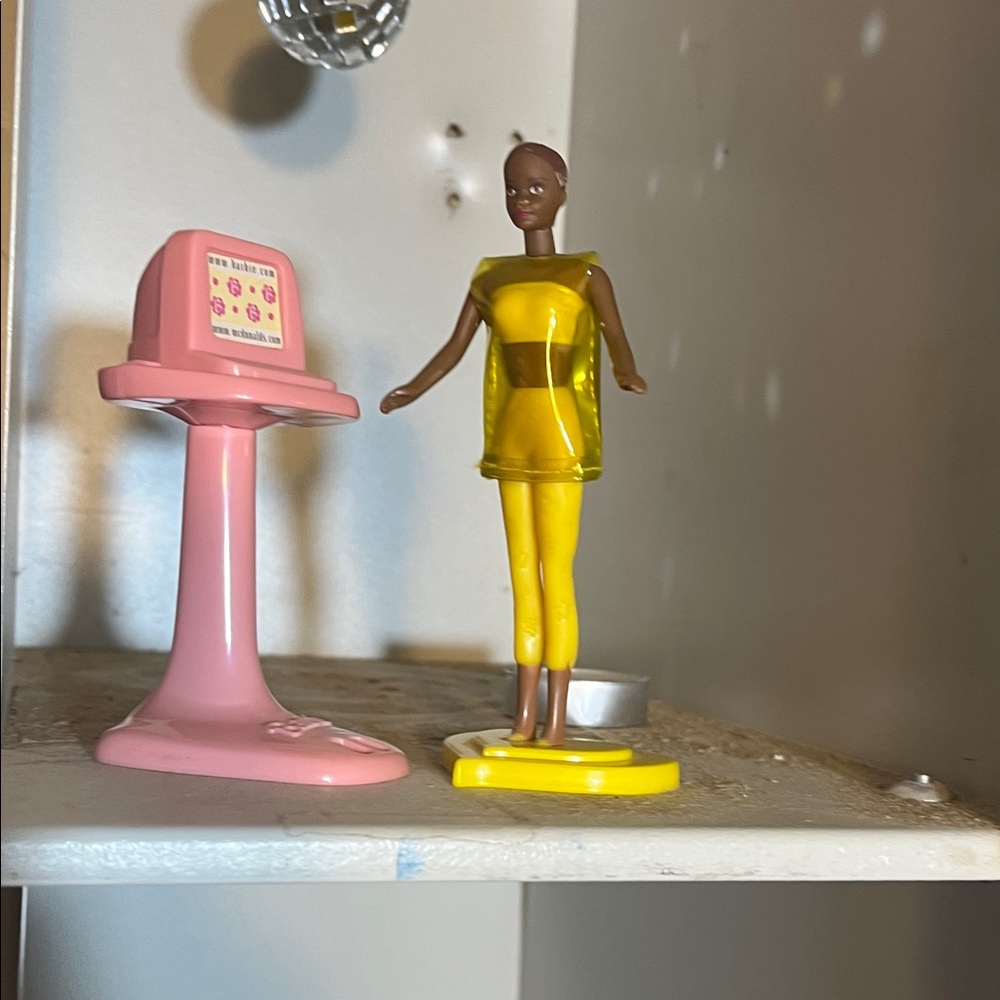 Barbie Fashion Dolls Vintage McDonalds Toy Collection. 8 total. Two are hairless - Picture 5 of 5